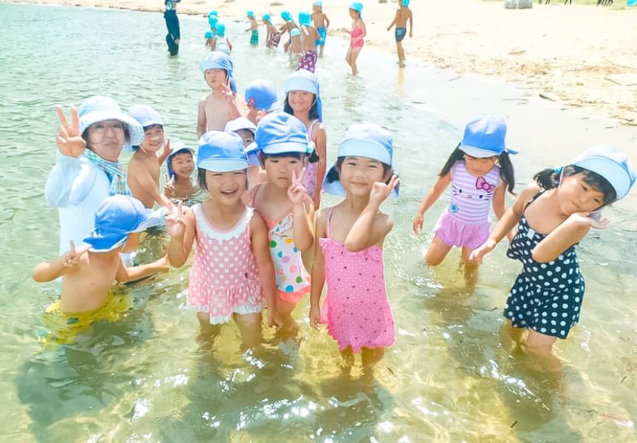 海遊びの様子